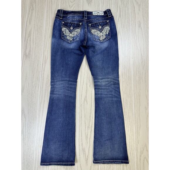 Miss Me Boot White Tab Jeans - Picture 5 of 6